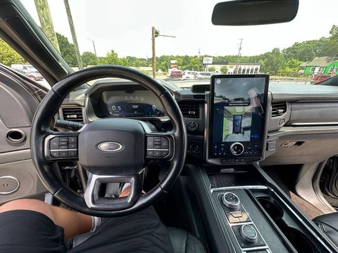 Used 2023 Ford Expedition Max Platinum AWD/4WD image 14