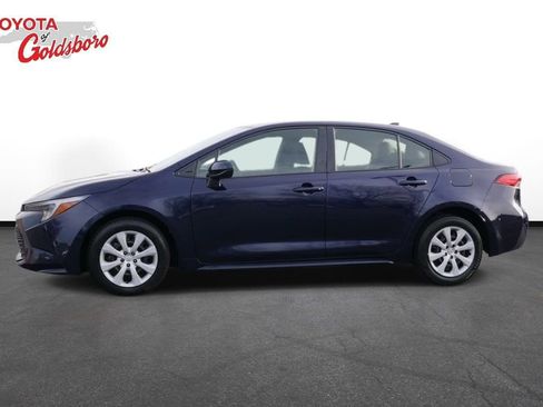 Used 2024 Toyota Corolla LE image 9