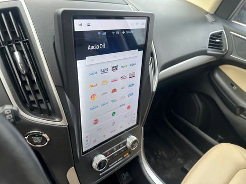 Certified 2024 Ford Edge SEL w/ Convenience Package image 15