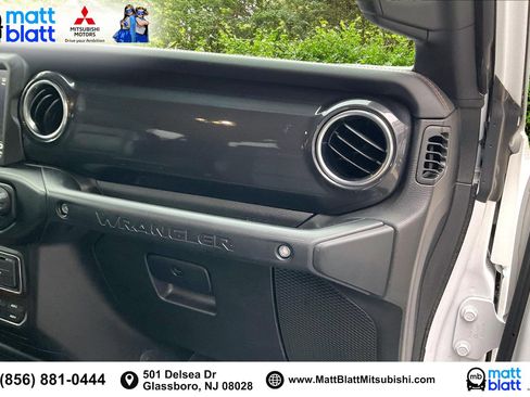 Used 2022 Jeep Wrangler Unlimited Rubicon image 17