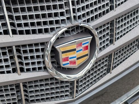Used 2011 Cadillac CTS Luxury RWD image 22