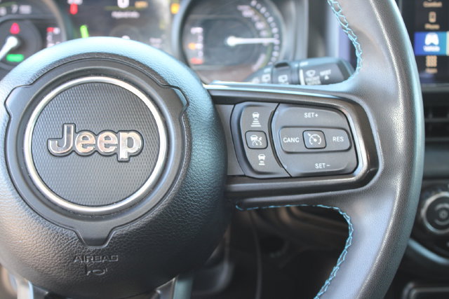 Used 2024 Jeep Wrangler Unlimited Rubicon 4xe AWD/4WD image 14