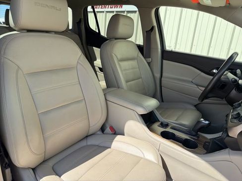 Used 2019 GMC Acadia Denali AWD/4WD image 8
