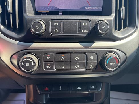 Used 2019 Chevrolet Colorado LT w/ LT Convenience Package image 25