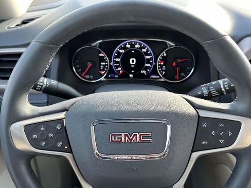 Used 2023 GMC Acadia Denali w/ Denali Ultimate Package image 25