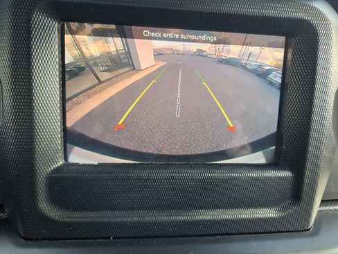 Used 2022 Jeep Wrangler Unlimited Sport image 16