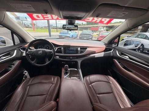 Used 2019 Buick Enclave Avenir FWD image 30