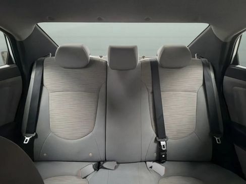 Used 2017 Hyundai Accent SE FWD image 17