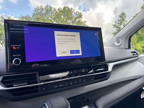 New 2025 Toyota Sienna XLE image 20