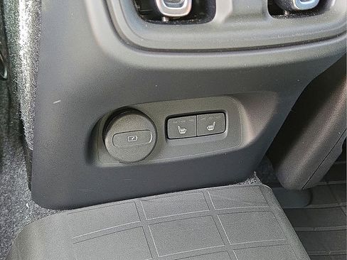 New 2026 Volvo XC40 B4 Plus w/ Protection Package Premier image 16