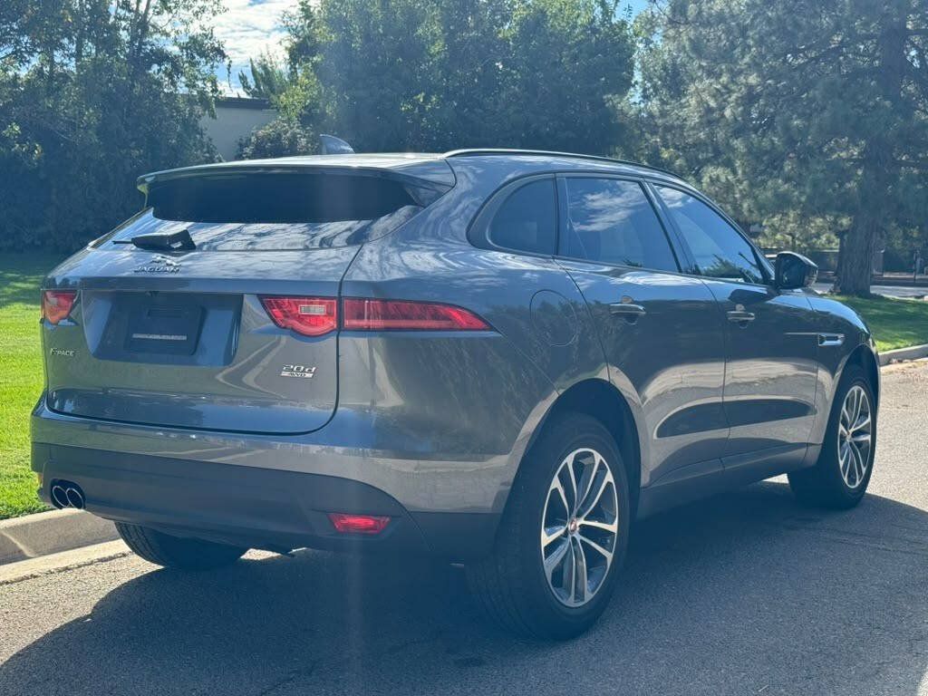 Used 2017 Jaguar F-PACE Premium AWD/4WD image 3