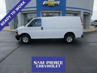 Used 2021 Chevrolet Express 2500 w/ Driver Convenience Package image 1