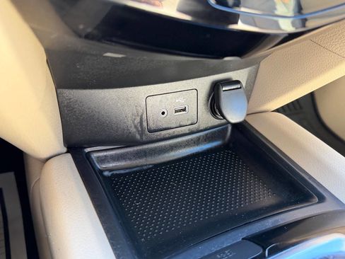 Used 2019 Nissan Rogue SV image 28