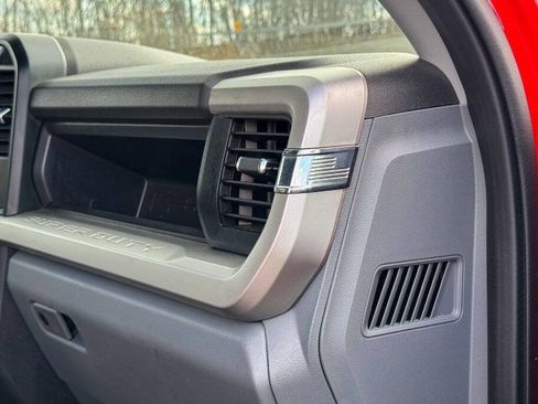 Used 2023 Ford F550 2WD Crew Cab Super Duty image 16