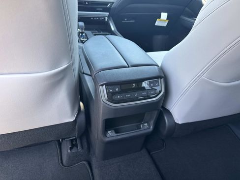 New 2026 Lexus TX 350 AWD image 18