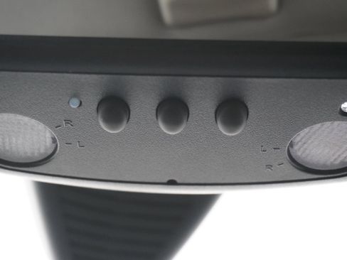 Used 2017 INFINITI QX30 Premium w/ Navigation Package image 22