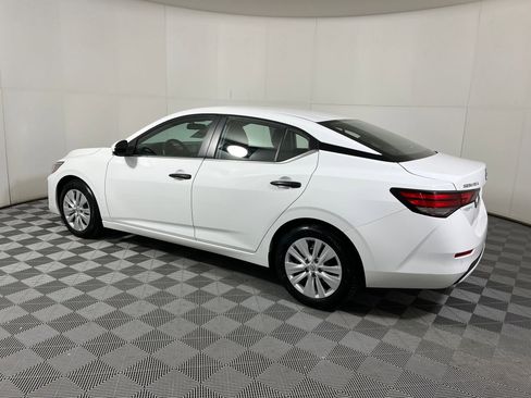 Used 2024 Nissan Sentra S image 2