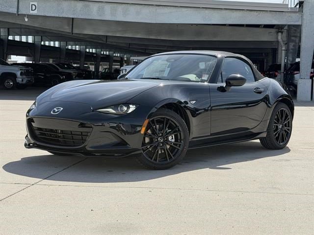 New 2026 MAZDA MX-5 Miata Club w/ Appearance Package RWD image 1