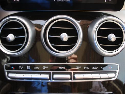 Certified 2021 Mercedes-Benz GLC 300 image 42