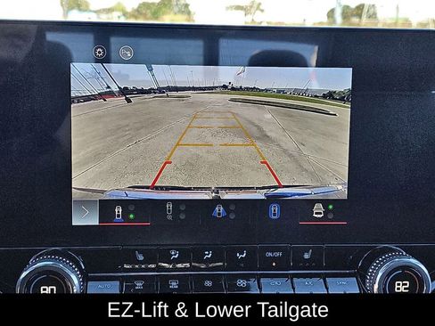 New 2024 GMC Canyon AT4 w/ Technology Package image 22