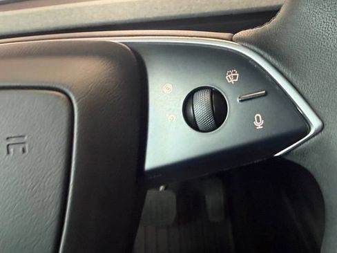 Used 2025 Tesla Model 3 RWD image 12