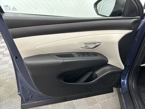 New 2026 Hyundai Tucson SE image 10