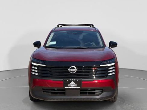 New 2026 Nissan Kicks SR w/ Cold Weather Package FWD image 9