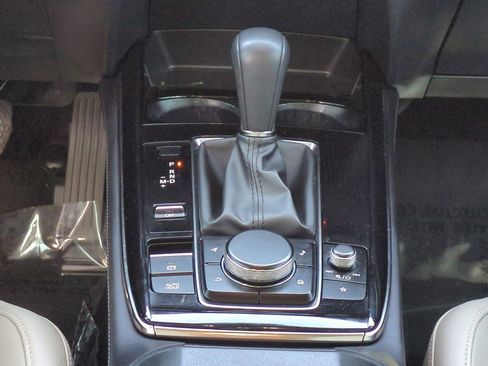 Used 2024 MAZDA CX-30 AWD 2.5 S w/ Preferred Package image 19