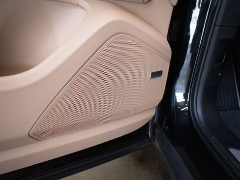 New 2026 Porsche Cayenne image 10