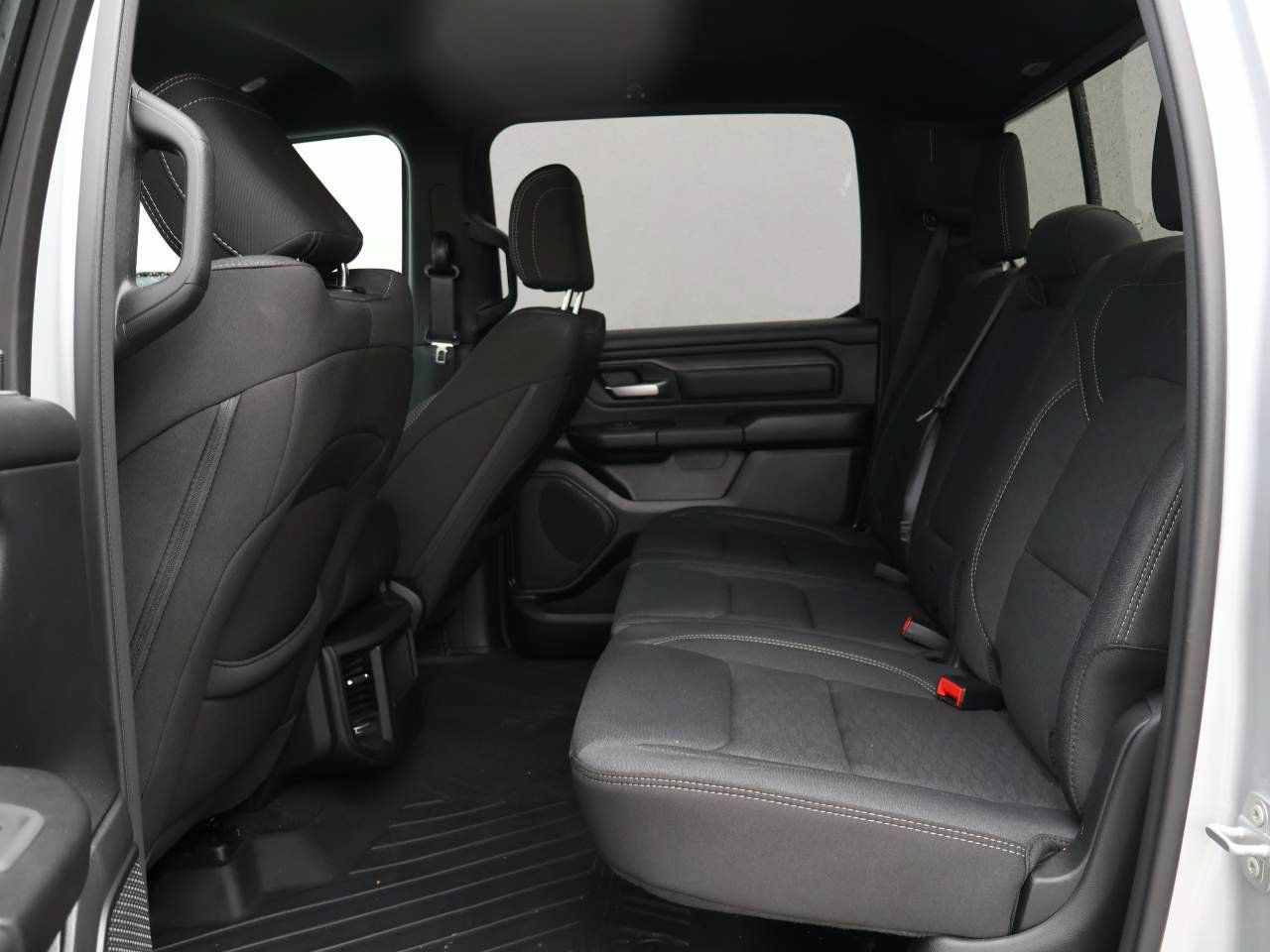 Used 2026 RAM 1500 Express RWD image 10
