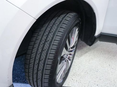 Used 2021 Toyota Venza XLE AWD/4WD image 10