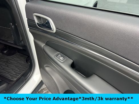 Used 2019 Jeep Grand Cherokee Limited image 18