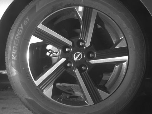 Used 2025 Nissan Sentra SV image 15