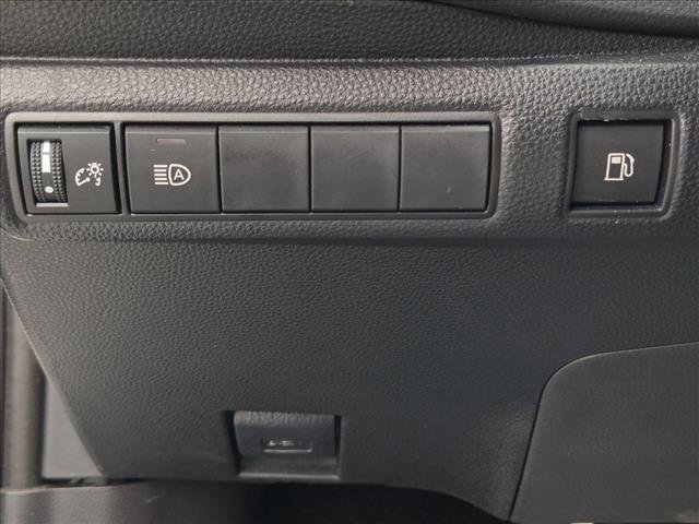 Used 2023 Toyota Corolla LE FWD image 8