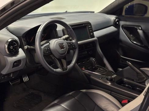 Used 2020 Nissan GT-R Premium AWD/4WD image 20