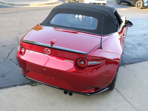 Certified 2026 MAZDA MX-5 Miata Grand Touring w/ Appearance Package RWD image 4