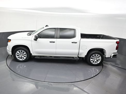 Used 2023 Chevrolet Silverado 1500 Custom RWD image 17