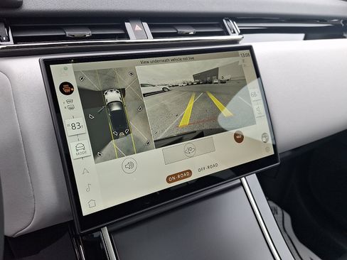 New 2026 Land Rover Range Rover Velar S AWD/4WD image 16