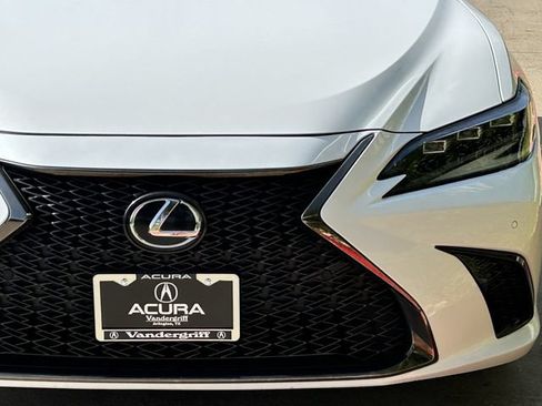 Used 2023 Lexus ES 350 F Sport w/ Accessory Package (Z2) FWD image 9