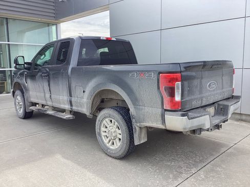 Used 2019 Ford F250 XL w/ STX Appearance Package AWD/4WD image 2