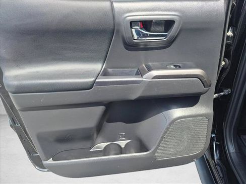 Used 2023 Toyota Tacoma TRD Sport RWD image 21