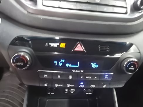 Used 2018 Hyundai Tucson SEL Plus w/ Cargo Package AWD/4WD image 27