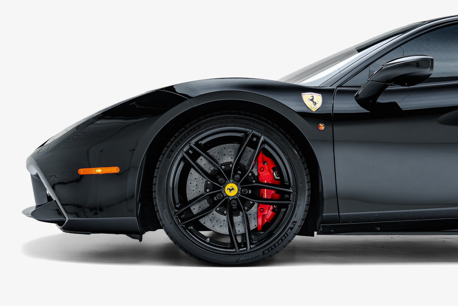 Used 2016 Ferrari 488 GTB RWD image 18