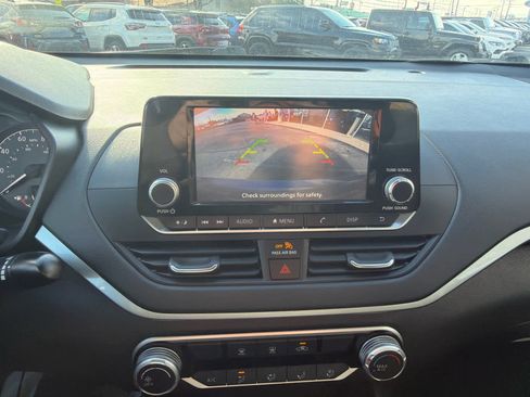 Used 2023 Nissan Altima 2.5 S image 24