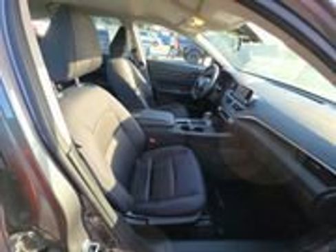 Used 2024 Nissan Altima 2.5 S FWD image 15