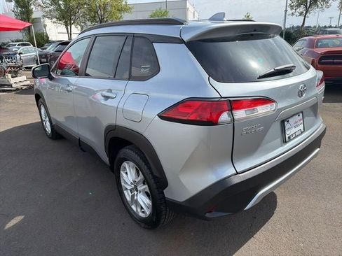 Used 2023 Toyota Corolla Cross LE FWD image 5