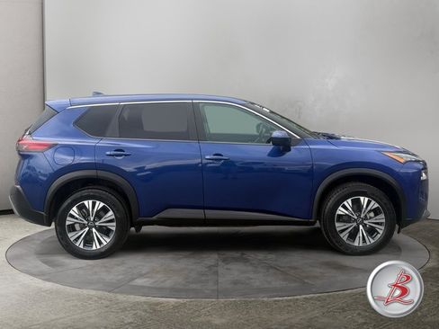 Used 2023 Nissan Rogue SV AWD/4WD image 8