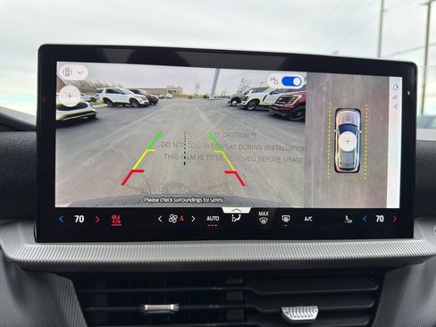 New 2026 Ford Explorer ST-Line w/ ST-Line Street Pack image 18