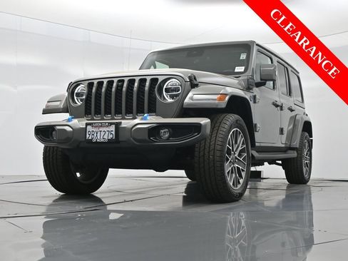 Used 2022 Jeep Wrangler Unlimited Sahara image 49