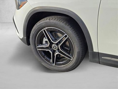 Used 2026 Mercedes-Benz GLA 250 image 10
